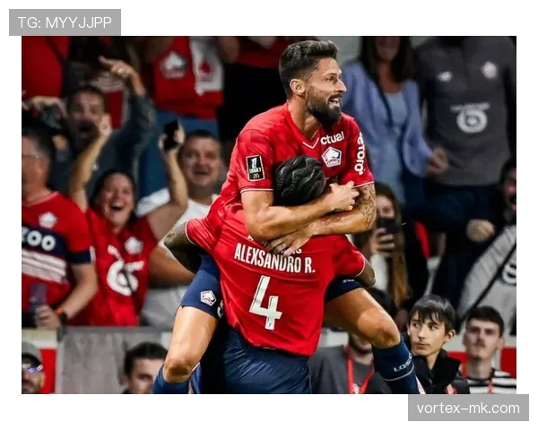 吉鲁再立新功，关键进球助力球队冲破防线